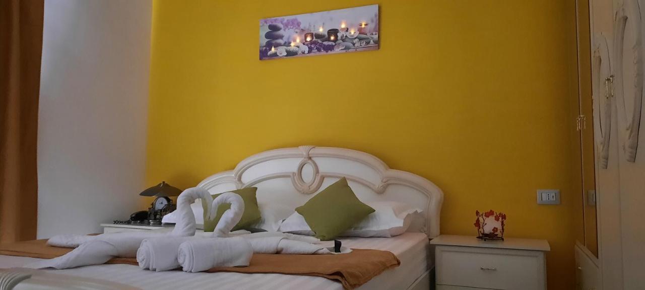 Apartament Clara Permet Apartment Exterior photo